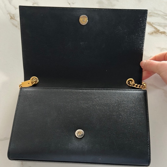 **SOLD**SAINT LAURENT KATE MEDIUM IN GRAIN DE POUDRE EMBOSSED LEATHER - Picture 4 of 6